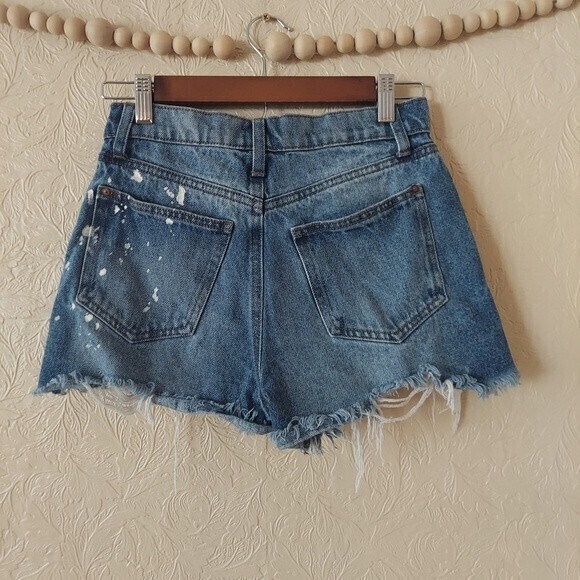 No Boundaries denim shorts cutoff distressed high rise size 3 - Picture 2 of 6